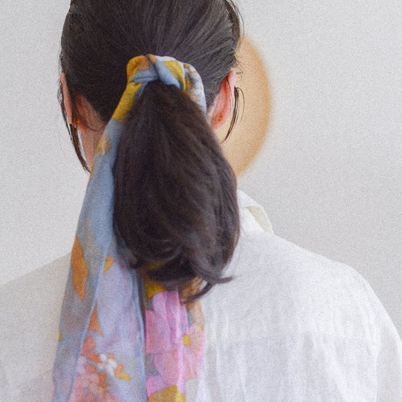 Vintage Sheer Floral Scarf - Picture 4 of 6